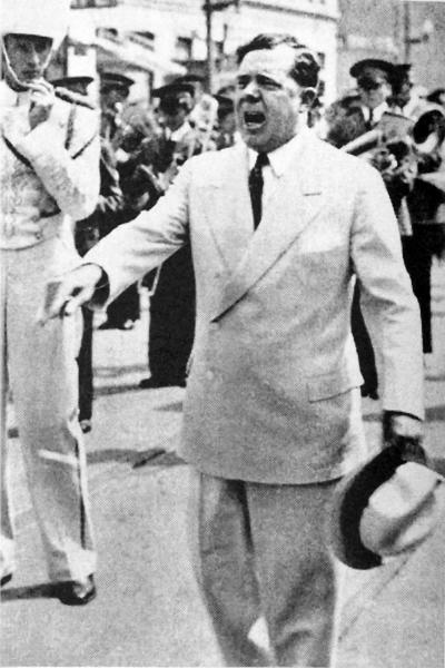 Huey Long leading the LSU marching band